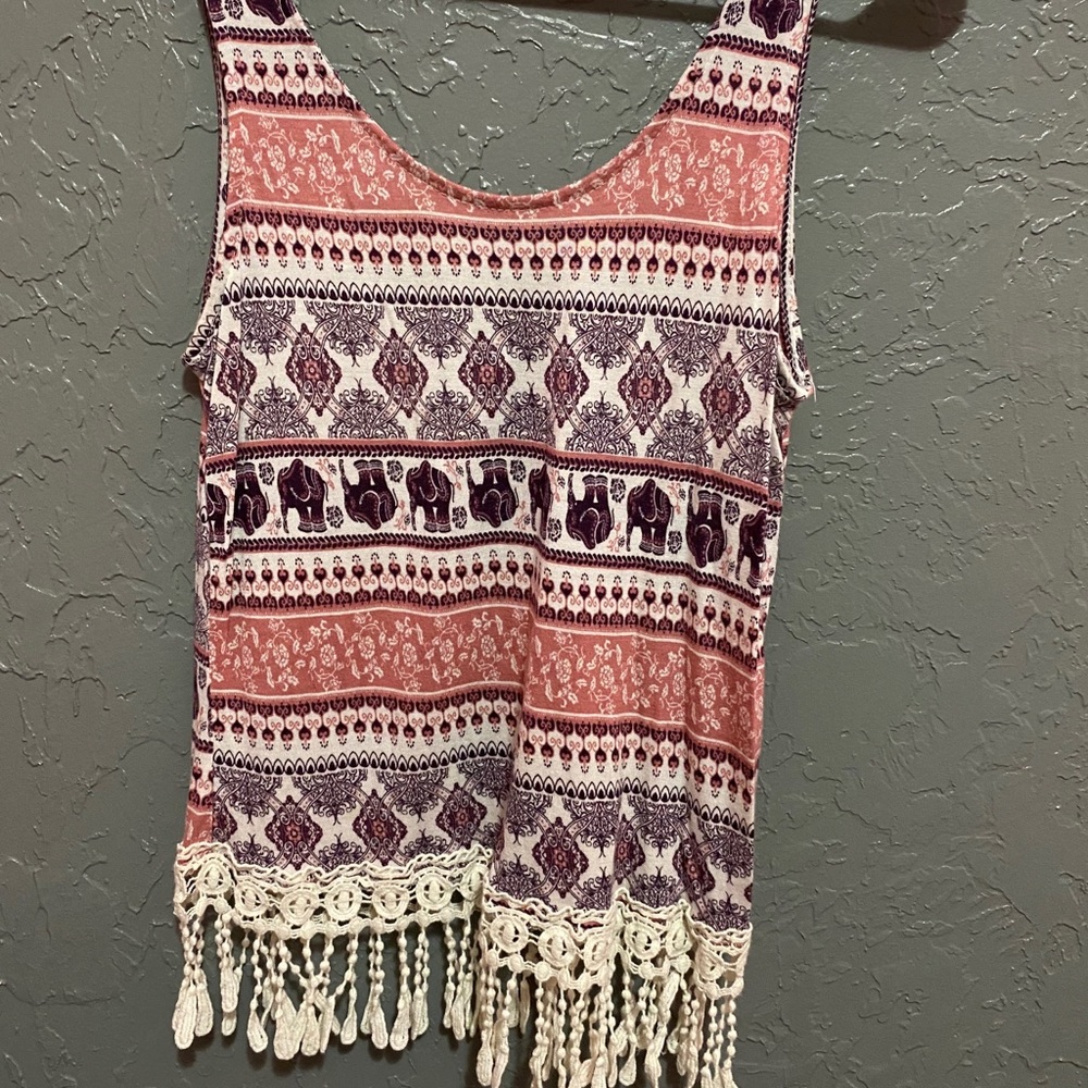 Blouse with design